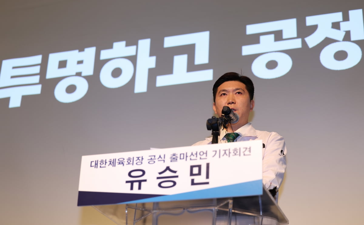 一传一射，官方：博韦当选佛罗伦萨vs罗马全场最佳