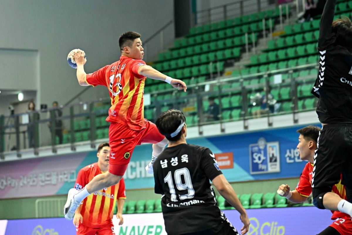 德甲球队身价总榜：拜仁9.4亿欧居首，药厂6.34亿欧位列第二