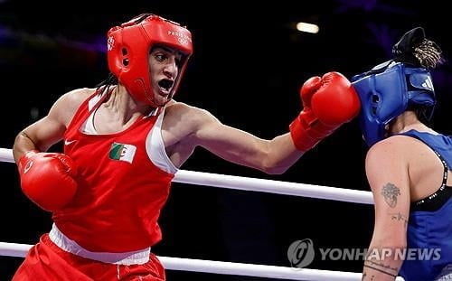 AC米兰vs维罗纳球员评分：赖因德斯7.8分，戴龙-利夫拉门托6.2分