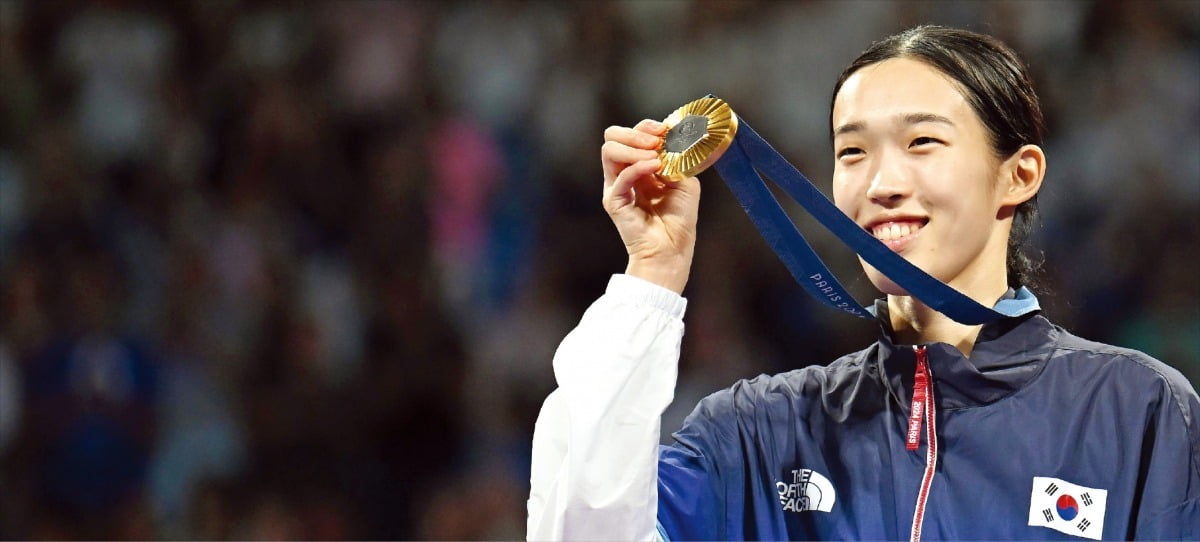 1比5惨败！莱比锡仍确认罗泽不会下课：相信他能带队走出困境