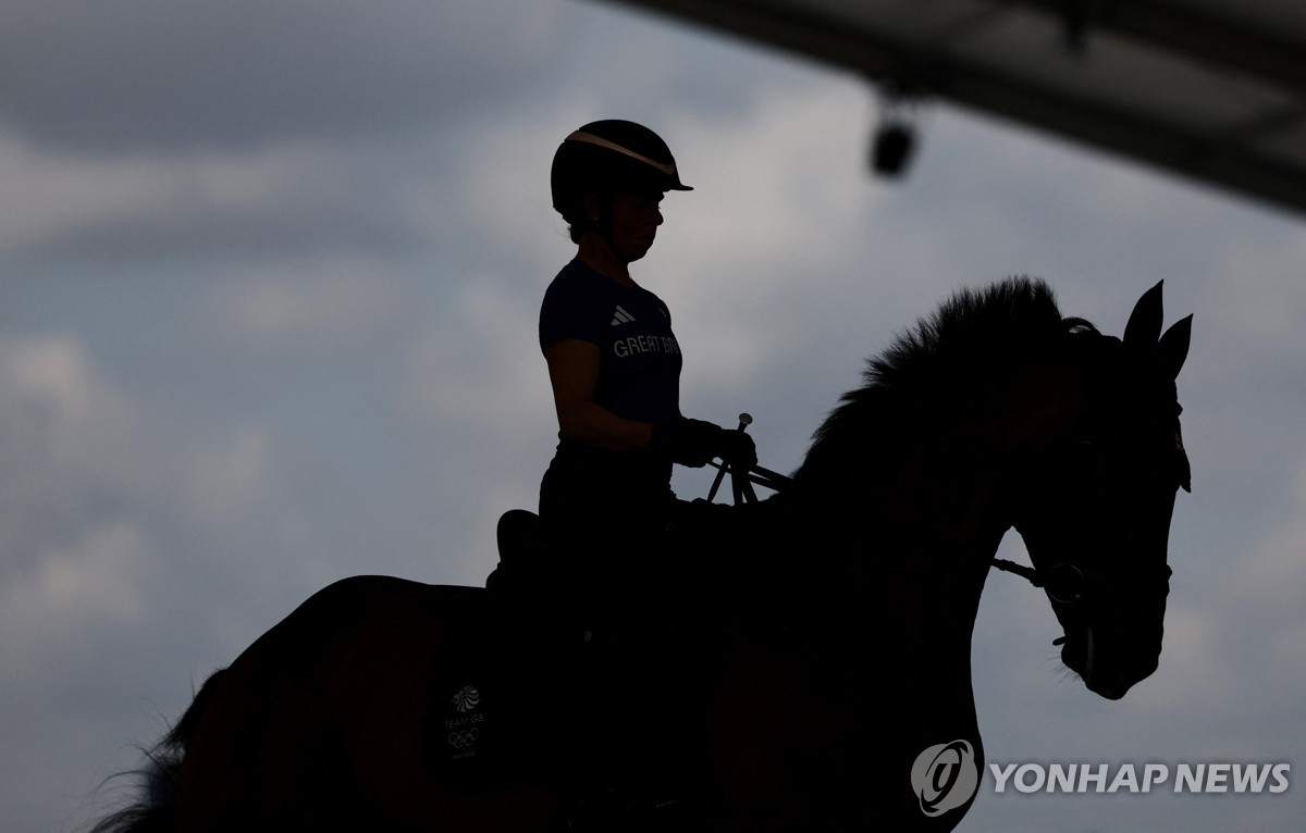 半场-勒沃库森暂1-0波鸿 希克单刀破门