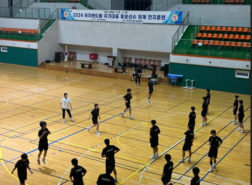 拉齐奥vs博洛尼亚球员评分：扎卡尼7.8分，波贝加5.5分